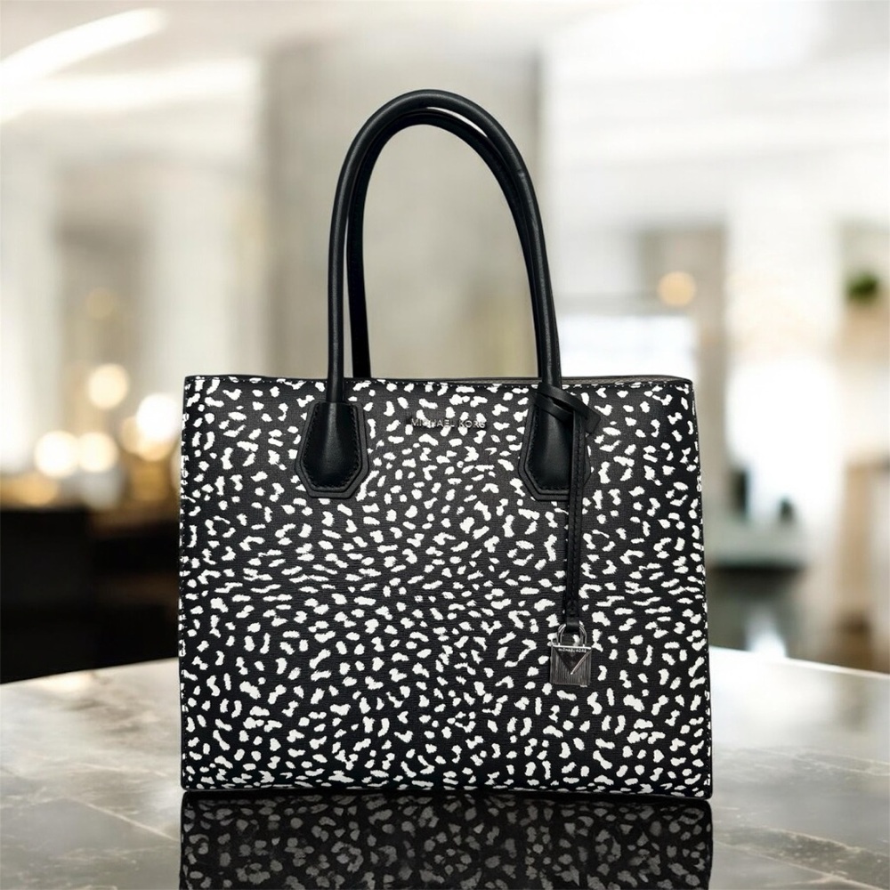 MICHAEL KORS
Mercer Leopard Leather Tote Bag